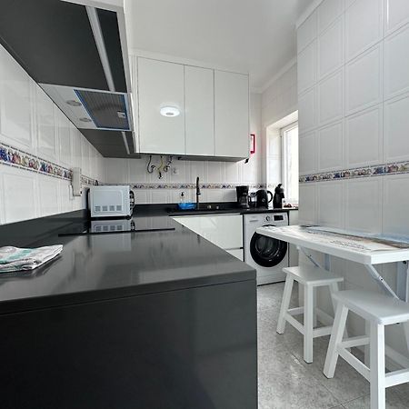 Steps To Beach 4Beds -Ac Self Check-In 2024 Reno Nazaré Exterior foto